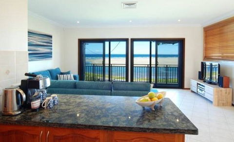 Allure Gerroa - Northern Rivers Accommodation 2