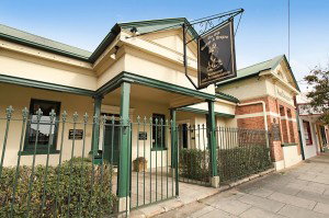 The Old George And Dragon Guesthouse - Northern Rivers Accommodation 1