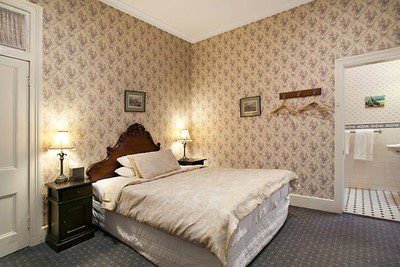 The Old George And Dragon Guesthouse - Northern Rivers Accommodation 3