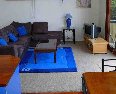 A Beach House Near Manly Two - Northern Rivers Accommodation 4