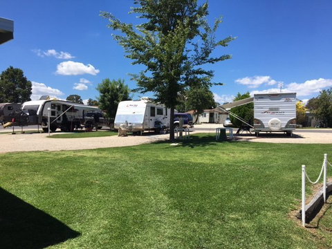 Canobolas Caravan Park - Northern Rivers Accommodation 11