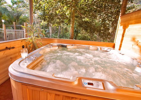 Rainforest Ranch - Northern Rivers Accommodation 2