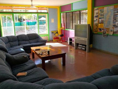 Fraser Roving Backpacker Resort - Northern Rivers Accommodation 1