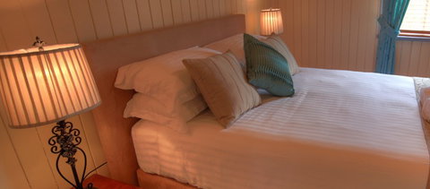 Apple Blossom Cottage - Northern Rivers Accommodation 2