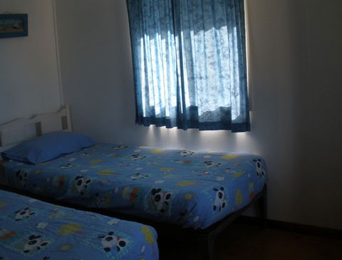 Cosy Cottages Amity Point - Northern Rivers Accommodation 5