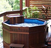 Ravensbourne Escape Tree Tops - Northern Rivers Accommodation