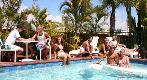 Coolangatta YHA Backpackers Hostel - Northern Rivers Accommodation 1