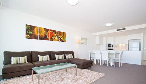 Kirra Surf Apartments - Northern Rivers Accommodation 0