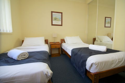 Blue Water Bay Luxury Villas - Northern Rivers Accommodation 6