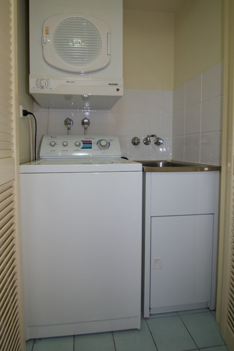 Blue Water Bay Luxury Villas - Northern Rivers Accommodation 7