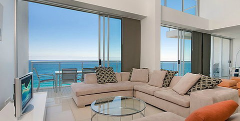 Air On Broadbeach - Northern Rivers Accommodation 0