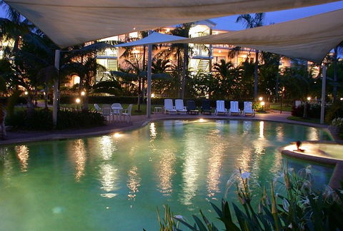 Australis Cairns Beach Resort - Northern Rivers Accommodation 1