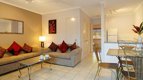 Australis Cairns Beach Resort - Northern Rivers Accommodation 2