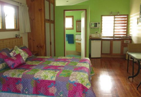 Clifton Beach Retreat - Northern Rivers Accommodation 2