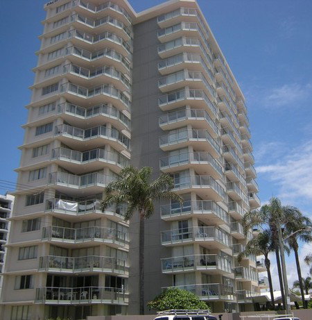 Pacific Regis Beachfront Apartments - Northern Rivers Accommodation 1