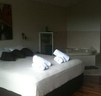 A Paradise Palms Resort - Northern Rivers Accommodation
