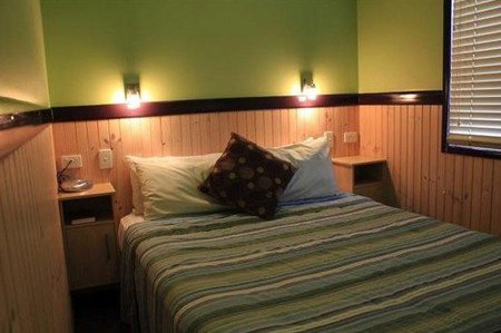 Aussie Outback Oasis Cabin And Van Village - Northern Rivers Accommodation 1