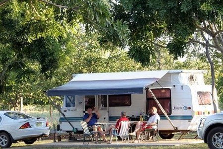 Aussie Outback Oasis Cabin And Van Village - Northern Rivers Accommodation 2