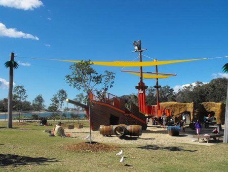 Currumbin Sands On The Beach - Northern Rivers Accommodation 3