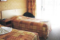 Tenterfield Bowling Club Motor Inn - Northern Rivers Accommodation 0