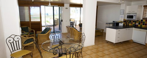 Sandcastles On The Beach At Bargara - Northern Rivers Accommodation 5