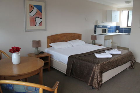 A' Montego Mermaid Beach Motel - Northern Rivers Accommodation 1