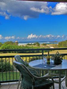 Currumbin Sands On The Beach - Northern Rivers Accommodation 7