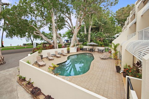 Marlin Waters Beachfront Apartments - Northern Rivers Accommodation 1