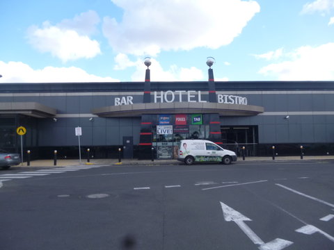Epping Plaza Hotel - Northern Rivers Accommodation 0