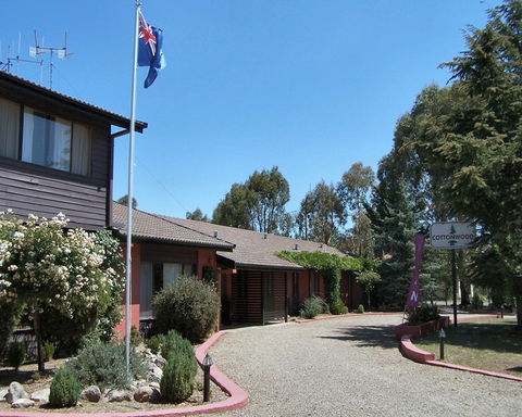 Cottonwood Lodge Motel - Northern Rivers Accommodation 0
