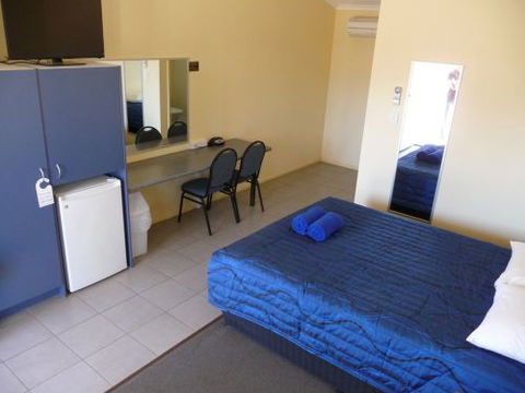 Moura Motel - Northern Rivers Accommodation 1