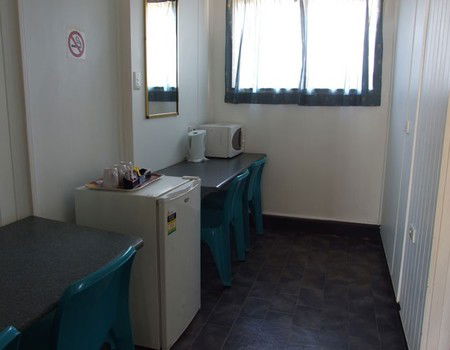 Cool Palms Motel - Northern Rivers Accommodation 0