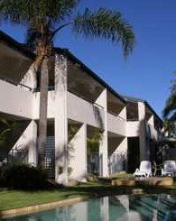 Noosa Parade Holiday Inn - Northern Rivers Accommodation 2