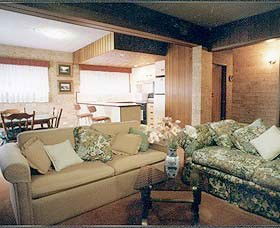 Hillside View Apartments - Northern Rivers Accommodation 0