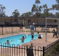 Lake Leslie Tourist Park - Northern Rivers Accommodation