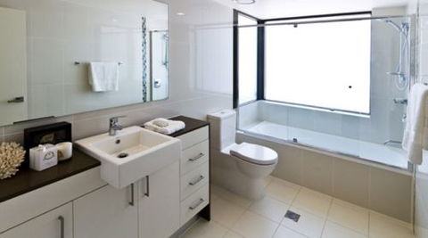 Victoria Towers - Northern Rivers Accommodation 0