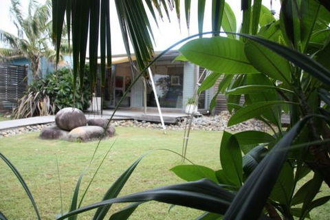 ArtHOUSE Beachfront Accommodation - Northern Rivers Accommodation 7