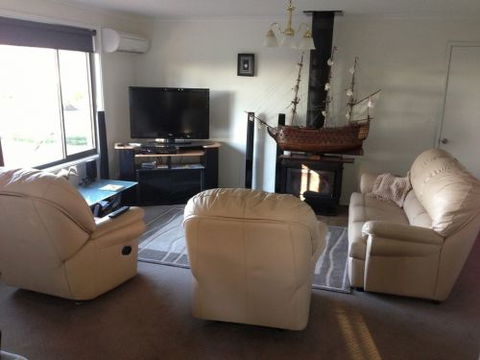 Eaglehawk Neck Beach House - Northern Rivers Accommodation 5