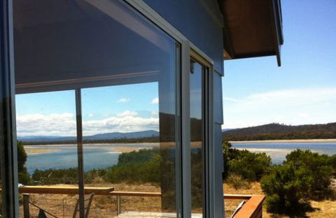 The Blue House Coles Bay - Northern Rivers Accommodation 2