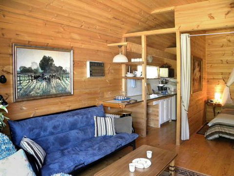 Huon Charm Waterfront Cottages - Northern Rivers Accommodation 1