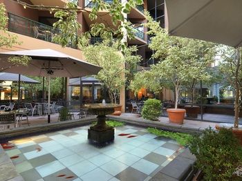 Amora Riverwalk Melbourne - Northern Rivers Accommodation 41