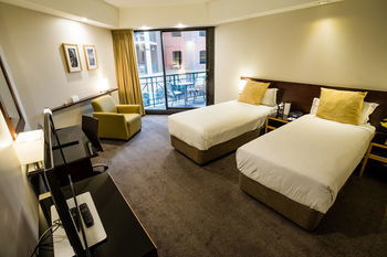 Amora Riverwalk Melbourne - Northern Rivers Accommodation 57