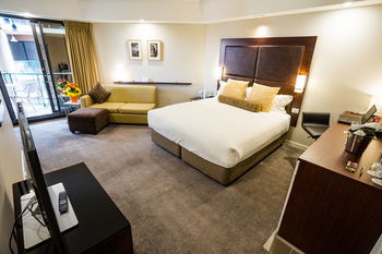 Amora Riverwalk Melbourne - Northern Rivers Accommodation 61