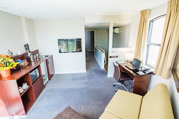 Amora Riverwalk Melbourne - Northern Rivers Accommodation 63