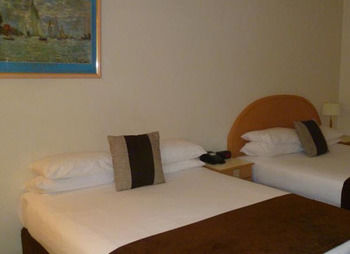 Quality Hotel Manor - Northern Rivers Accommodation 11