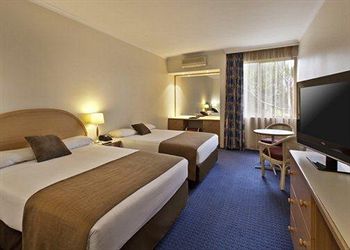 Quality Hotel Manor - Northern Rivers Accommodation 0