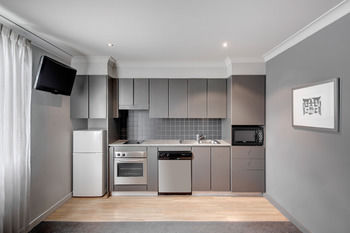 Adina Apartment Hotel Chippendale - Northern Rivers Accommodation 14