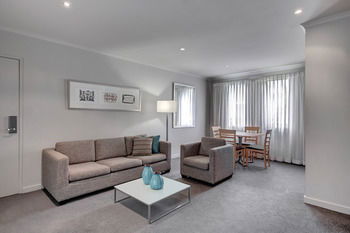 Adina Apartment Hotel Chippendale - Northern Rivers Accommodation 17