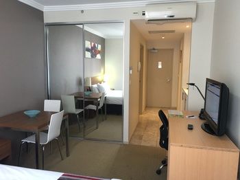 APX Darling Harbour - Northern Rivers Accommodation 2