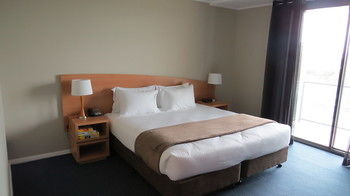 Waldorf Parramatta Apartment Hotel - Northern Rivers Accommodation 2